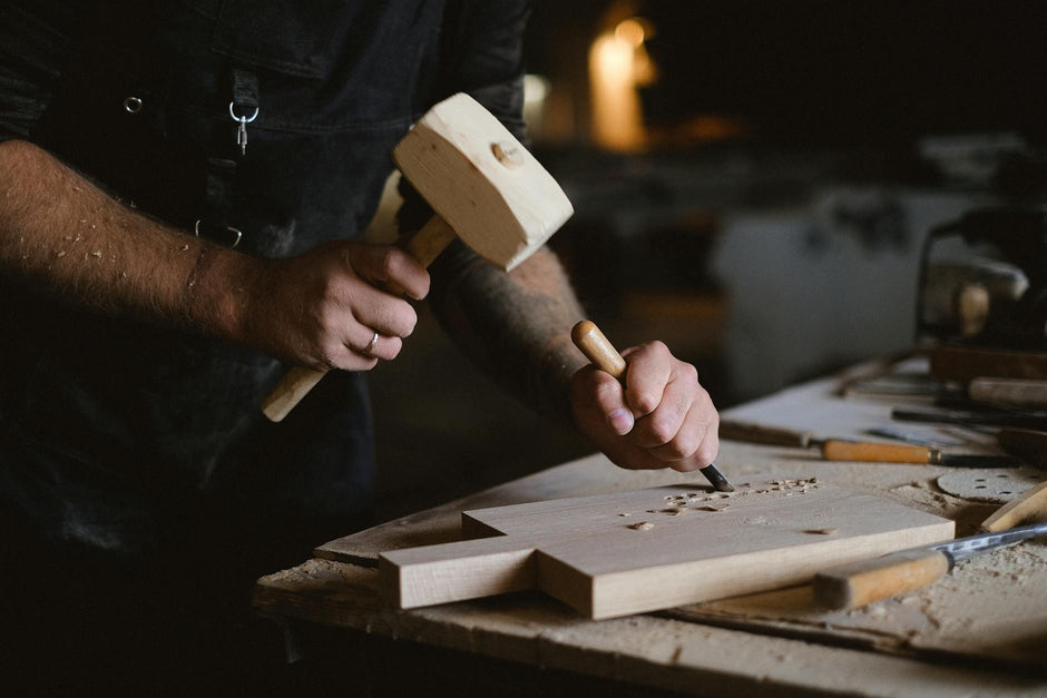 What Are The Benefits Of Handcrafted Fine Office Desks?