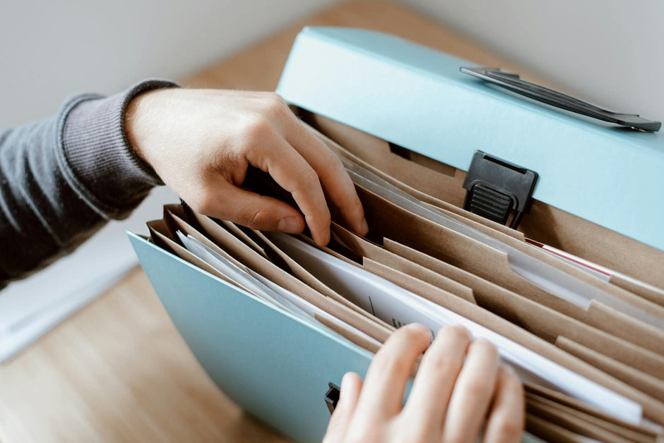 Filing Cabinet vs. File Drawers