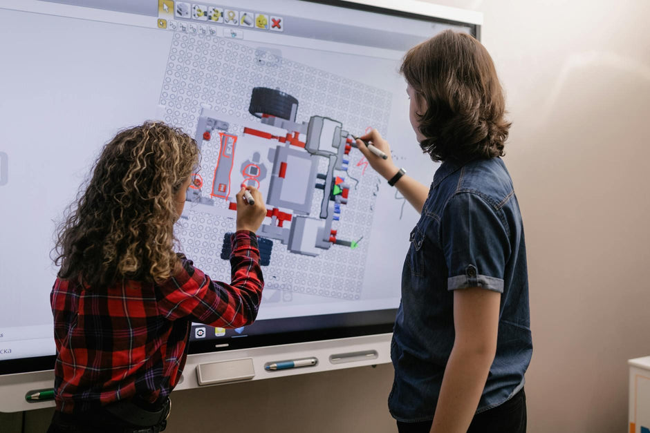 What Is an Interactive Smart Boards?