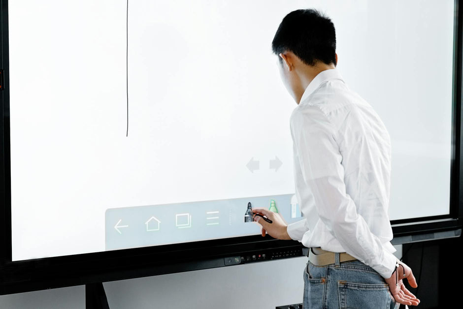 Best Uses For Interactive Smart Boards In Schools