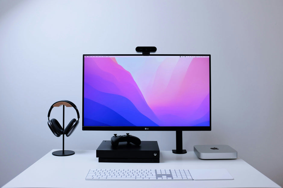 Monitor Arms With Cable Management Features