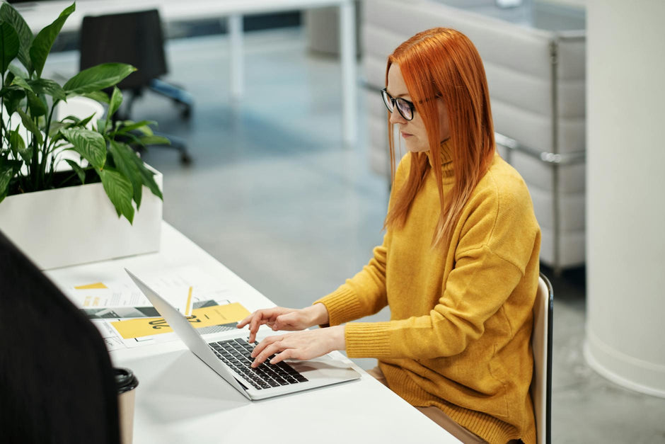 Ergonomics of Bow-Front Desks