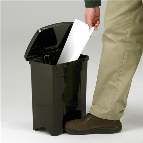 9710 - Step-On Plastic Receptacle, 4-Gallon by Safco